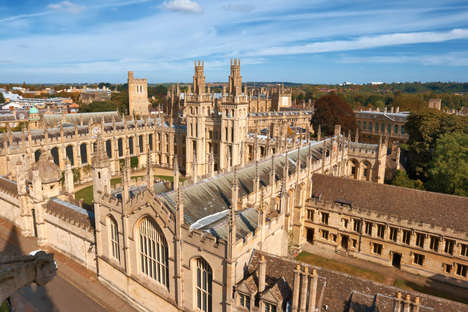 Тест: хватит ли у вас знаний, чтобы поступить в Оксфорд?