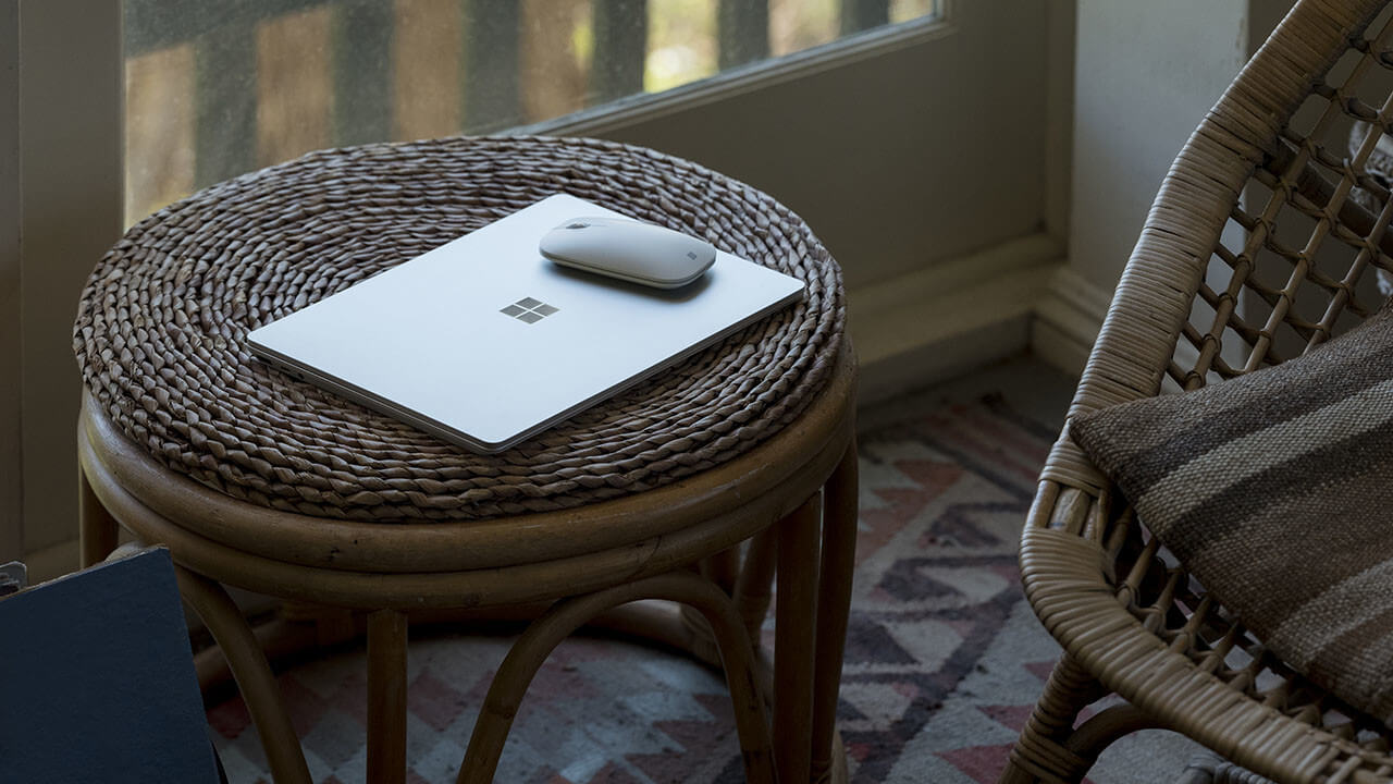 Microsoft выпустила конкурента MacBook Air